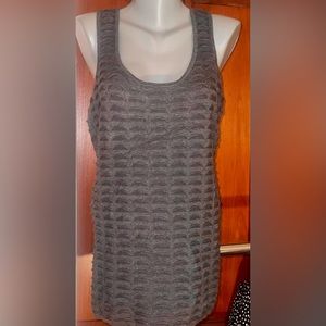 Heart n Crush Gray Scalloped Sweater Tank Top. Size XL